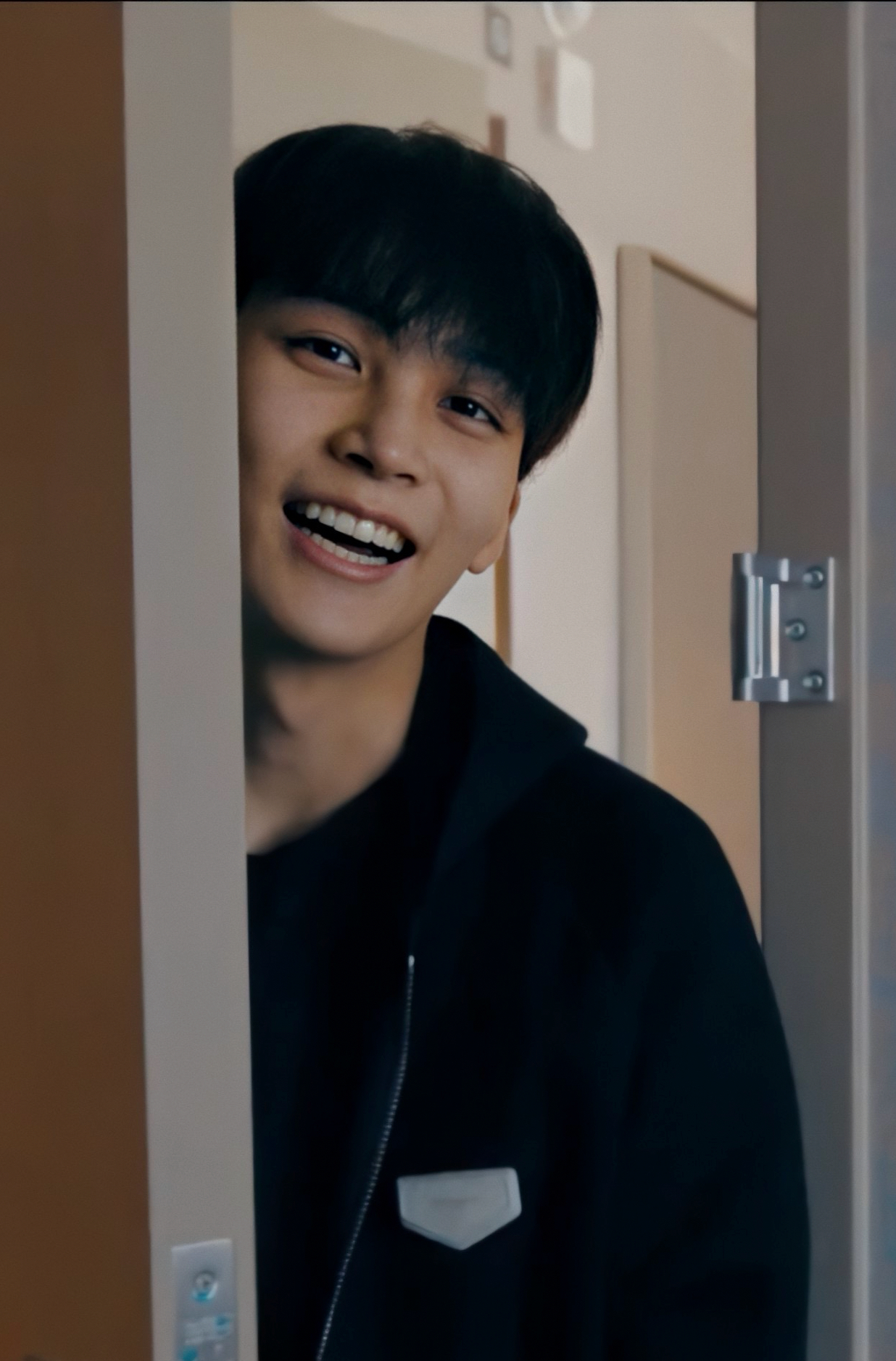 Behind-the-scenes cut of Jeonghan (SEVENTEEN)