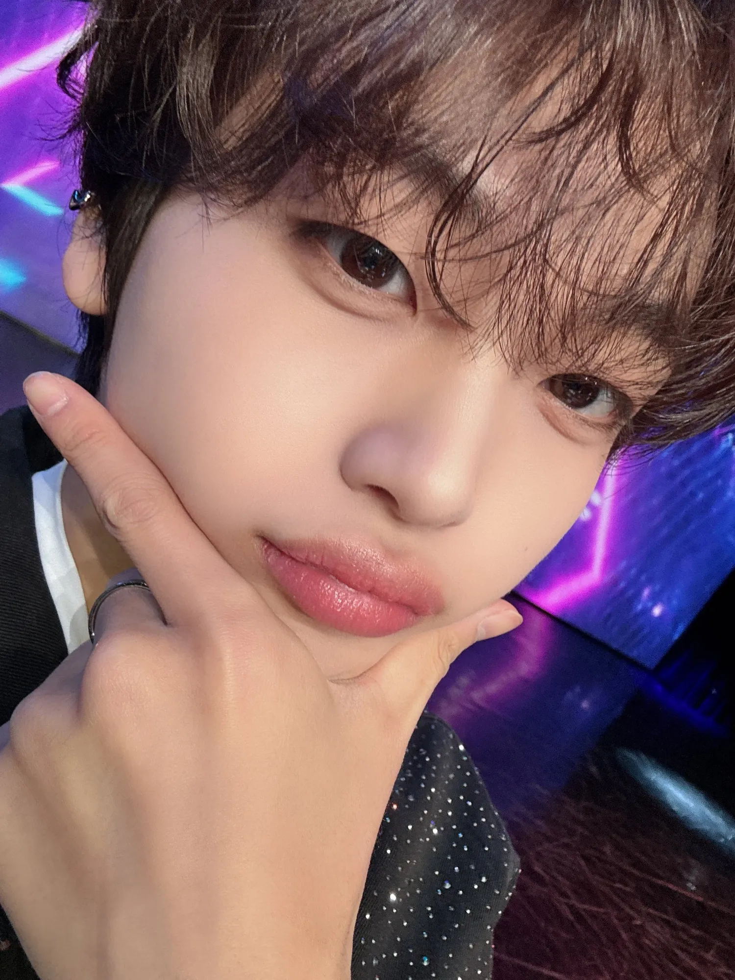 亨俊 (CRAVITY)的最新照片