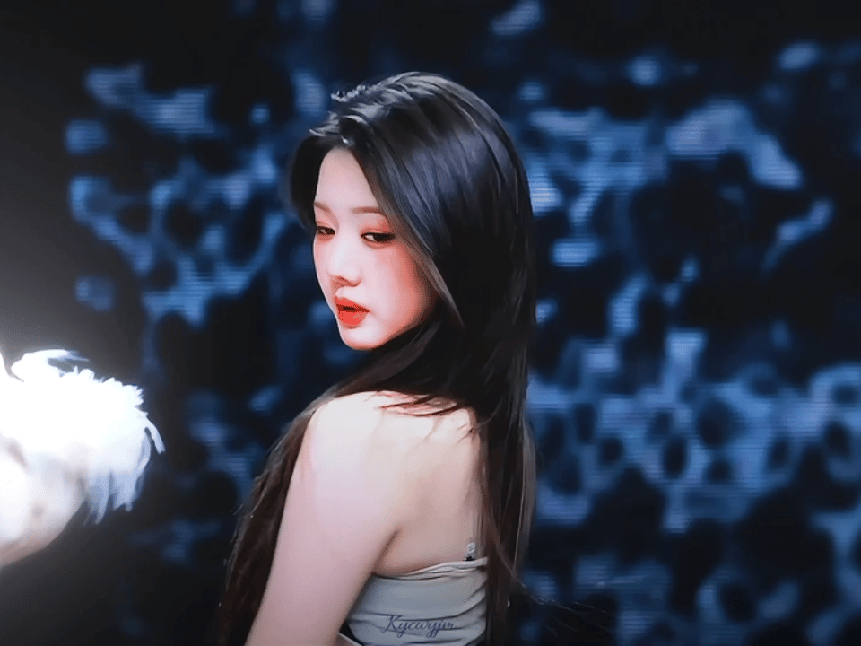 Recent activity shot of Rora (BABYMONSTER)