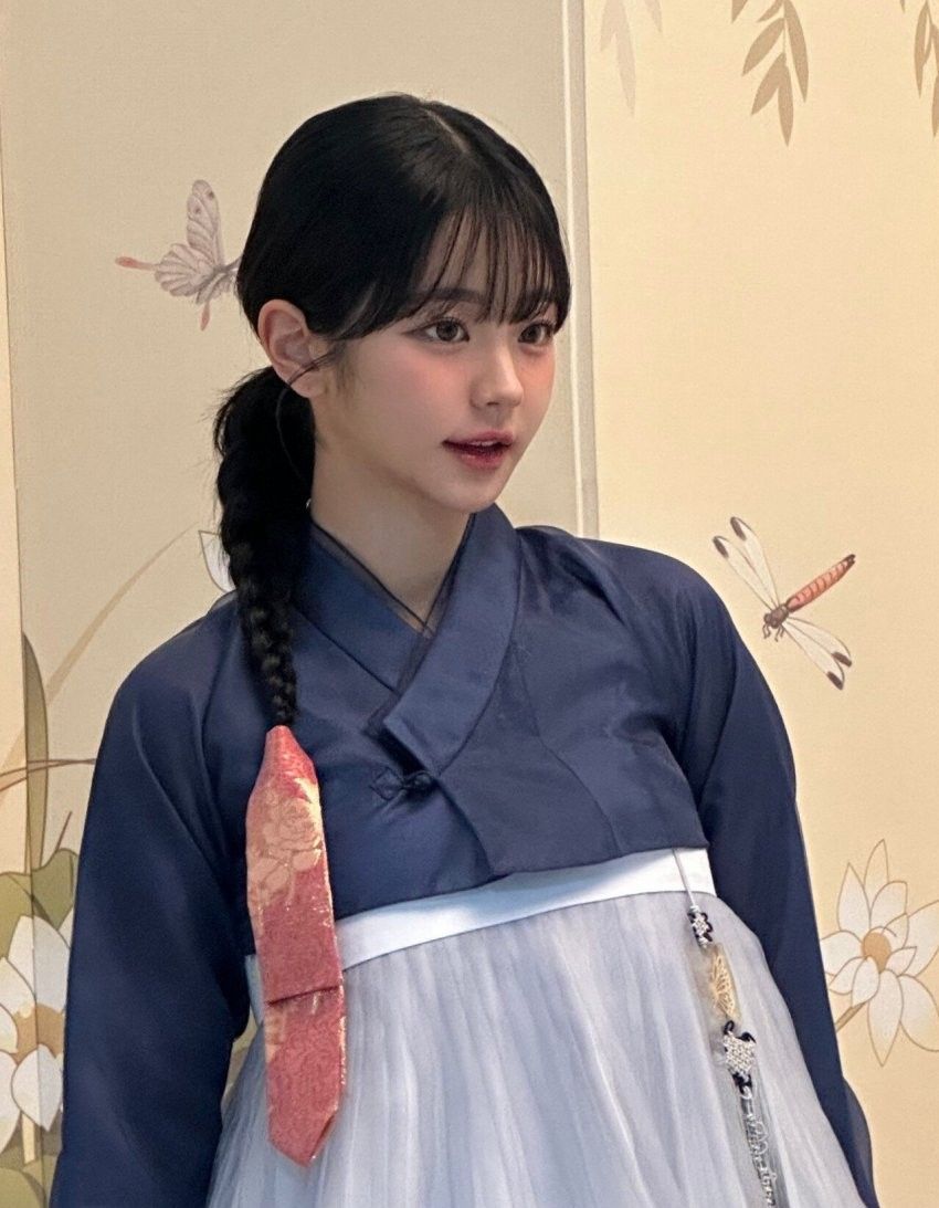 A moment captured by Chodan (QWER)'s fan