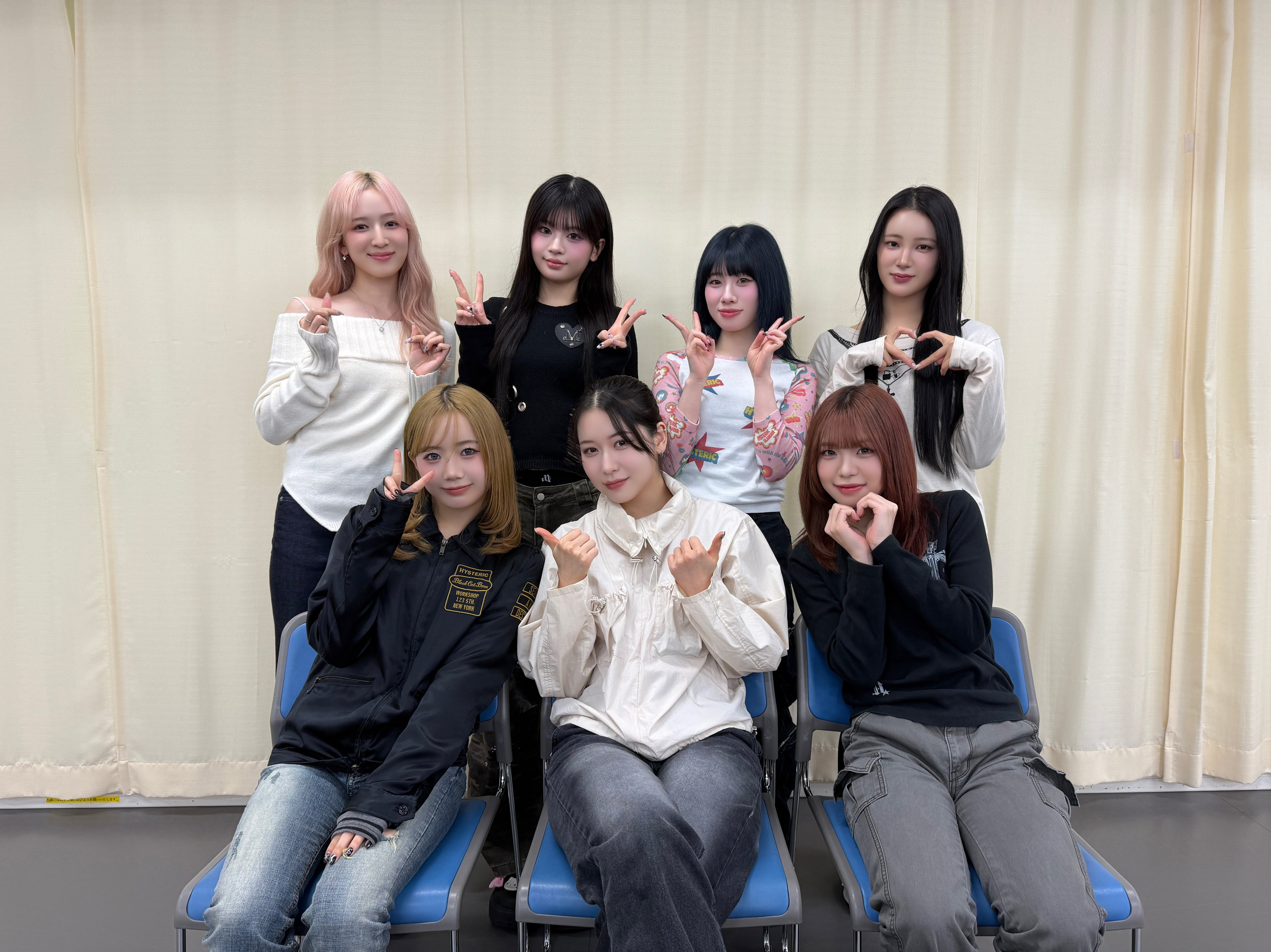 ME:I의 최신 사진