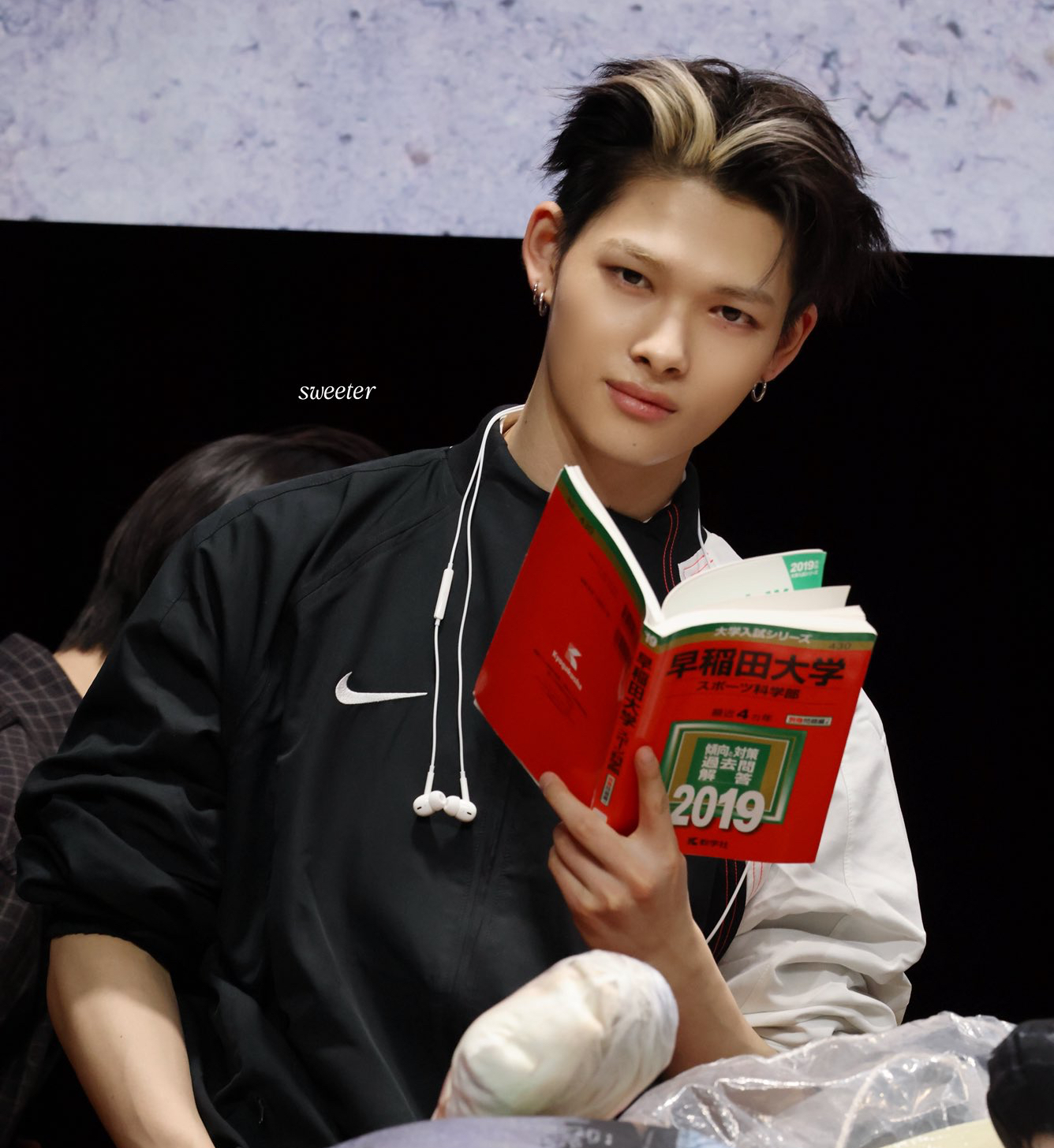 Foto terbaru NI-KI (ENHYPEN)