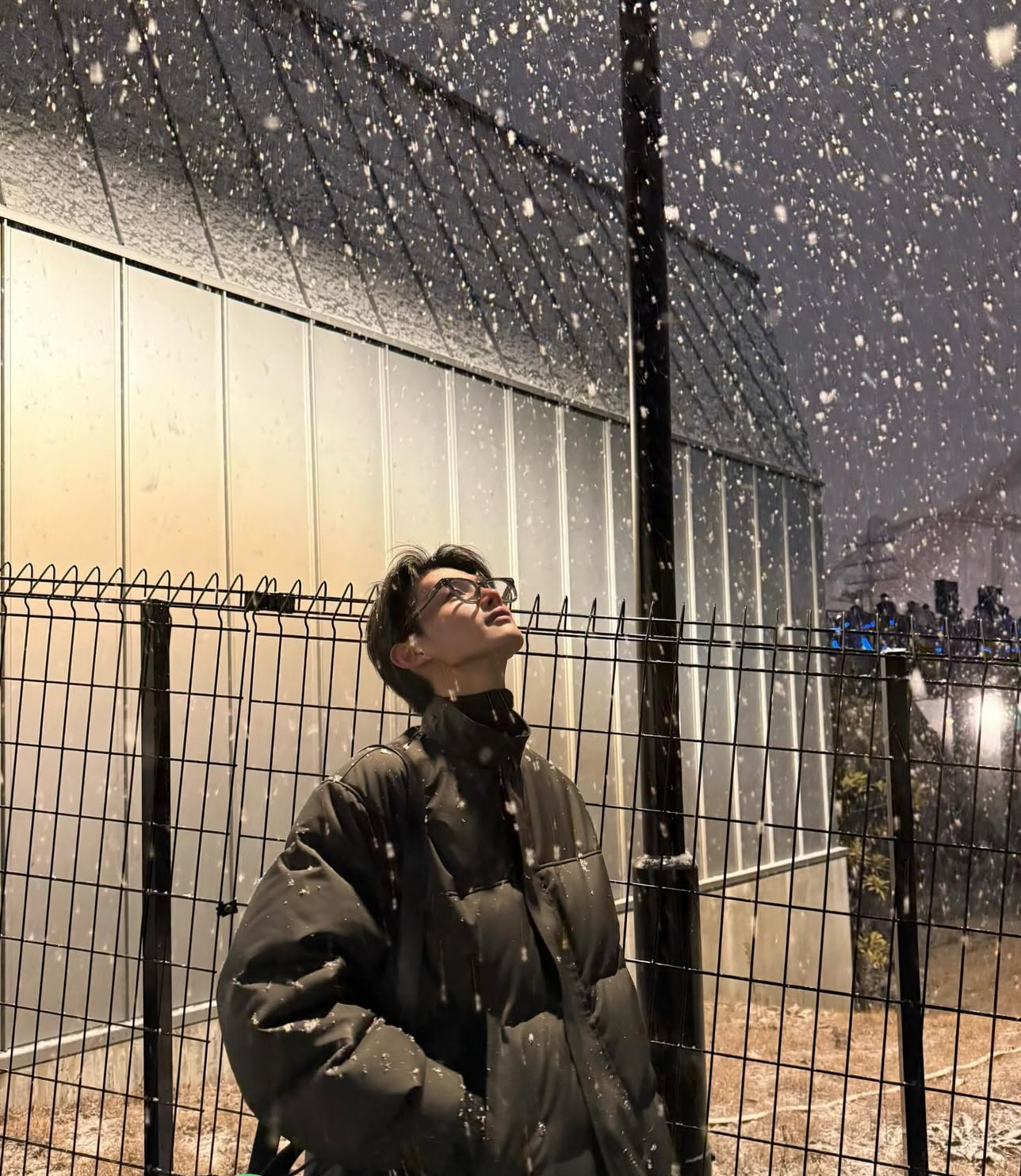 Recent activity shot of Jo (&TEAM)