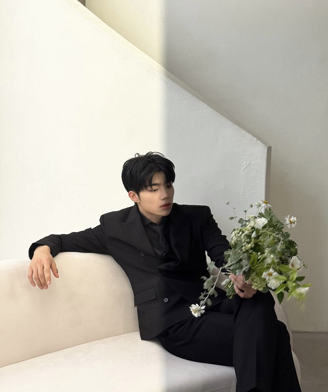 A moment captured by Park Gunwook (ZEROBASEONE)'s fan