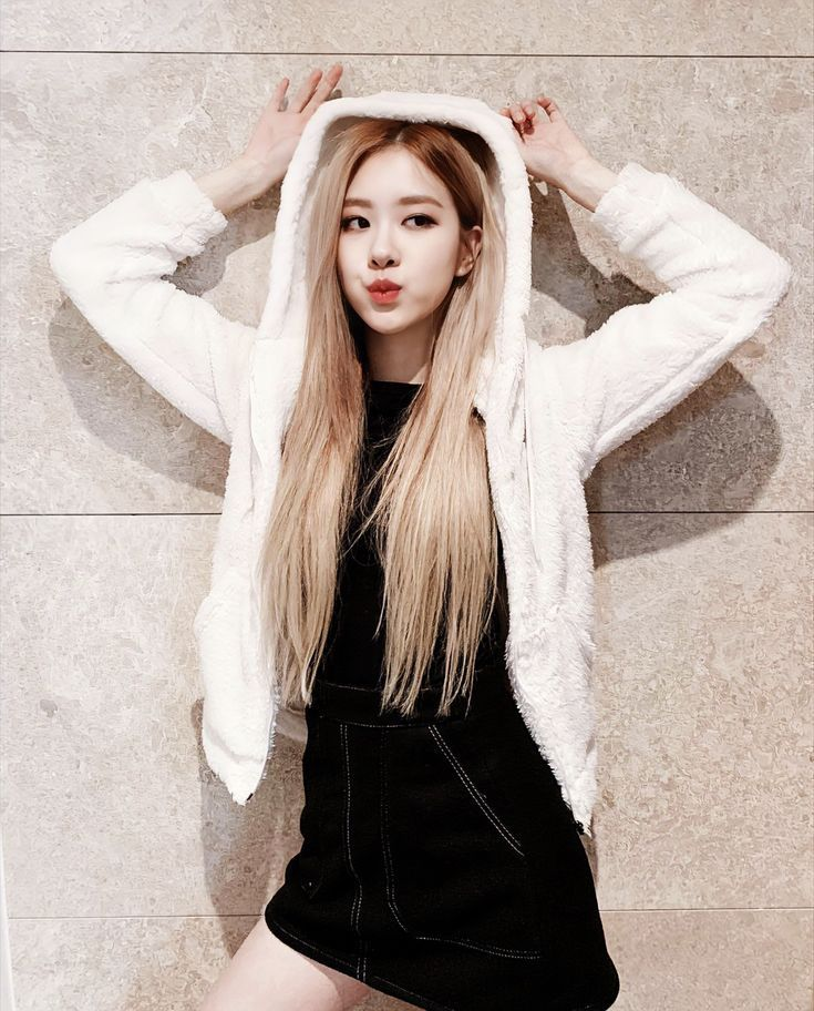ROSÉ (BLACKPINK)的幕後花絮