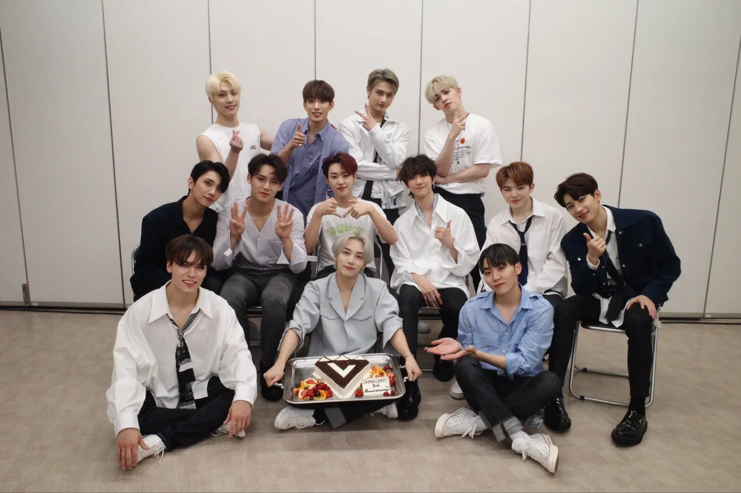 Foto aktivitas terbaru SEVENTEEN