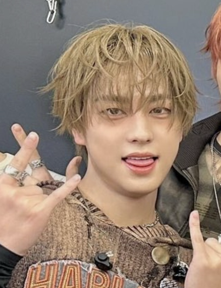 Behind-the-scenes cut of Taki (&TEAM)