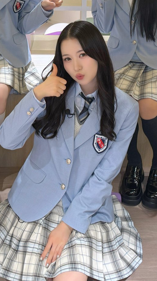 Latest photo of Kasahara Momona (ME:I)