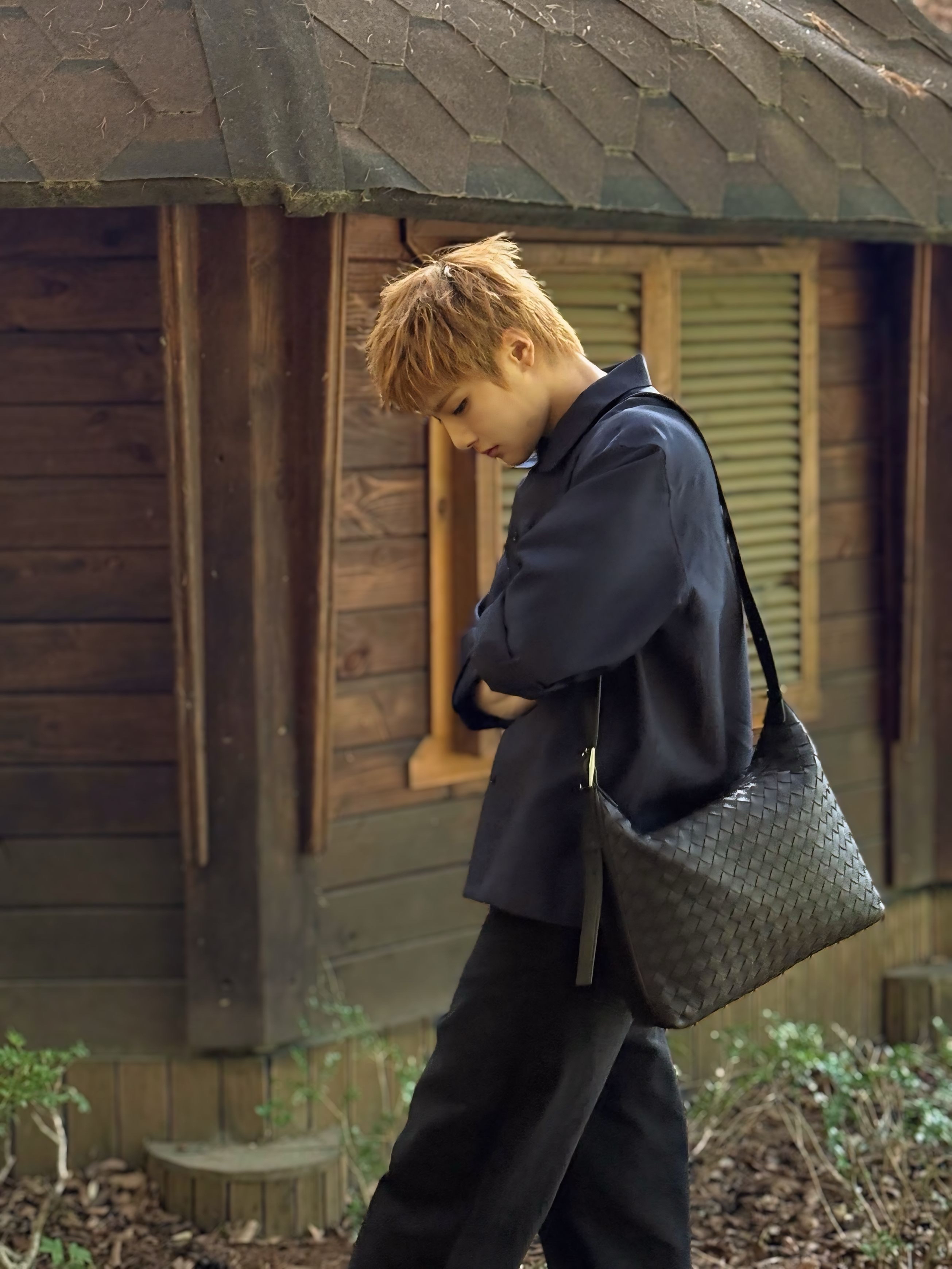 Behind-the-scenes cut of I.N (Stray Kids)