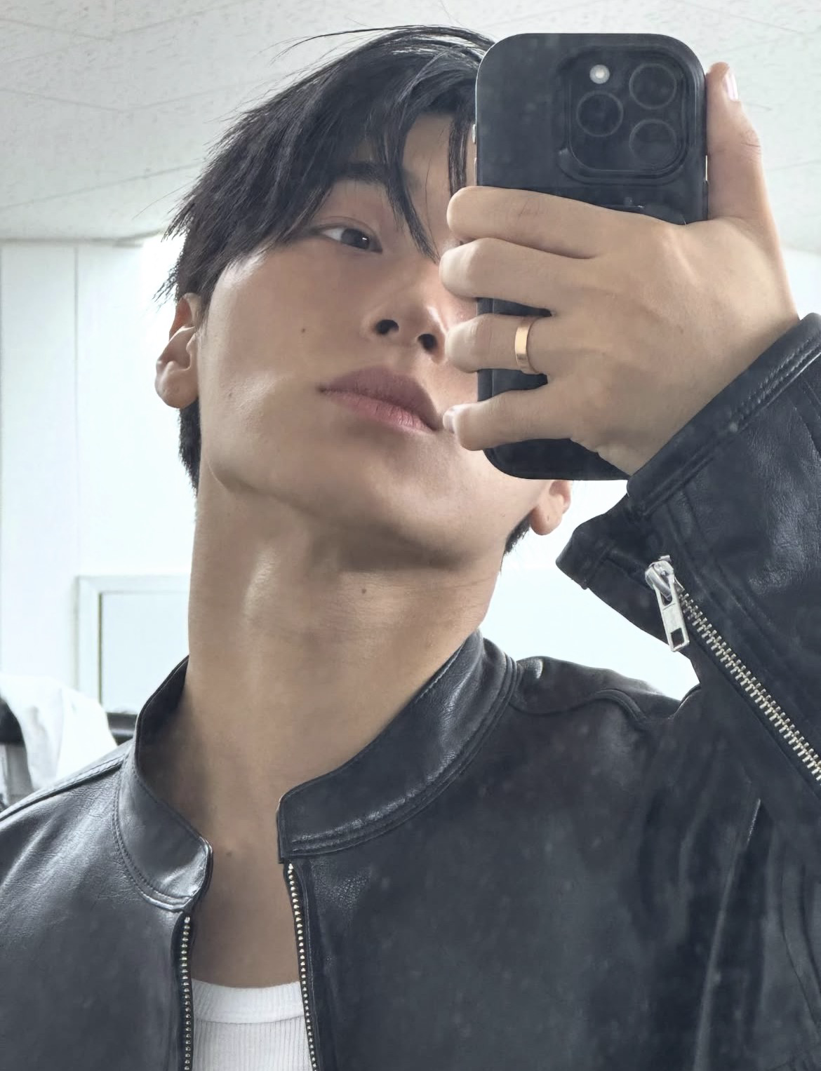 A moment captured by San (ATEEZ)'s fan