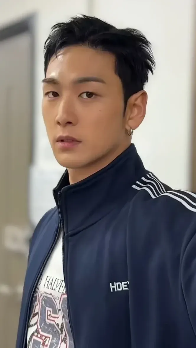 백호의 최신 사진