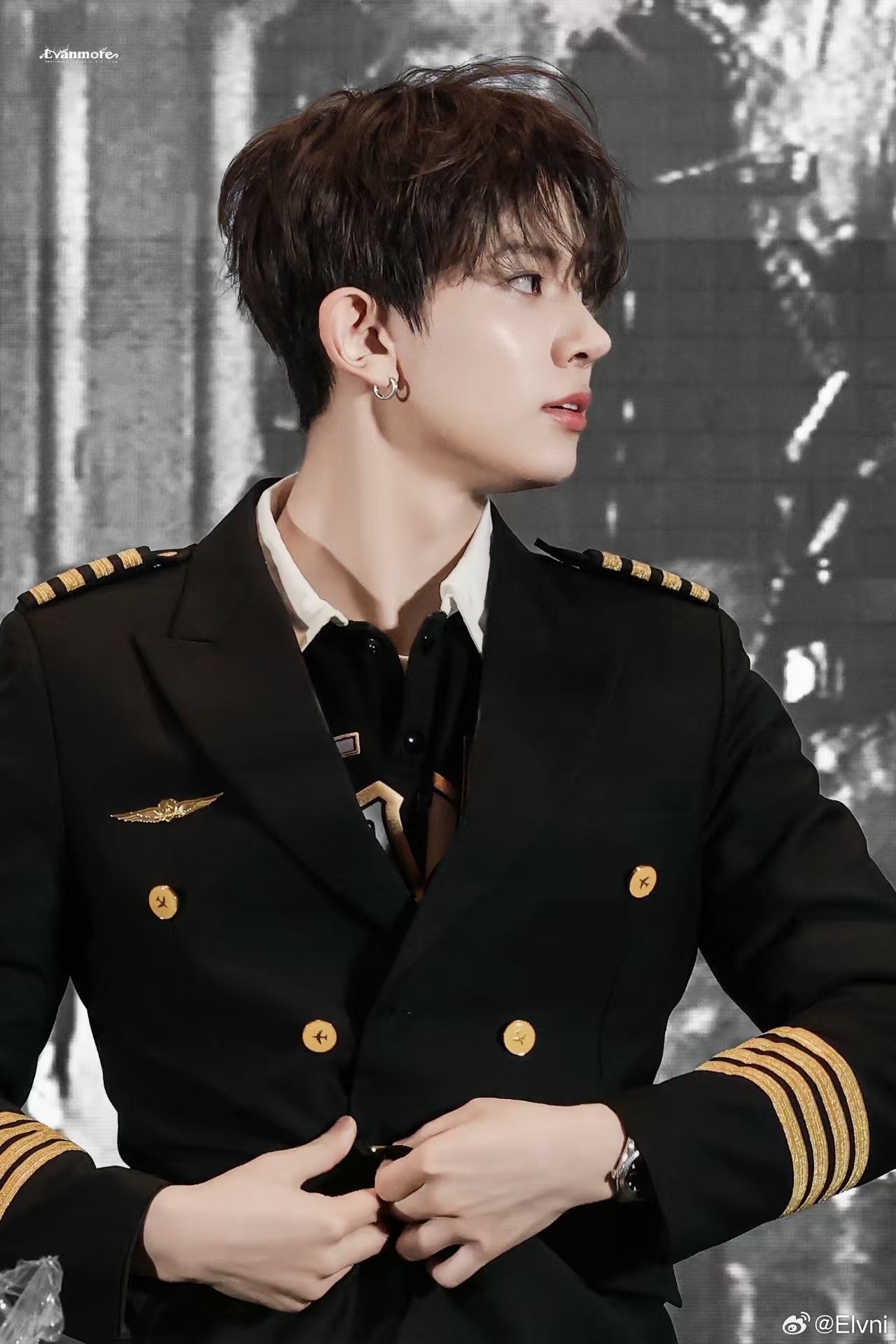 羲承粉丝拍下的瞬间