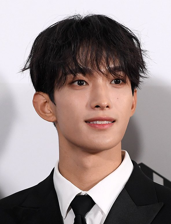 Behind-the-scenes cut of DK (SEVENTEEN)