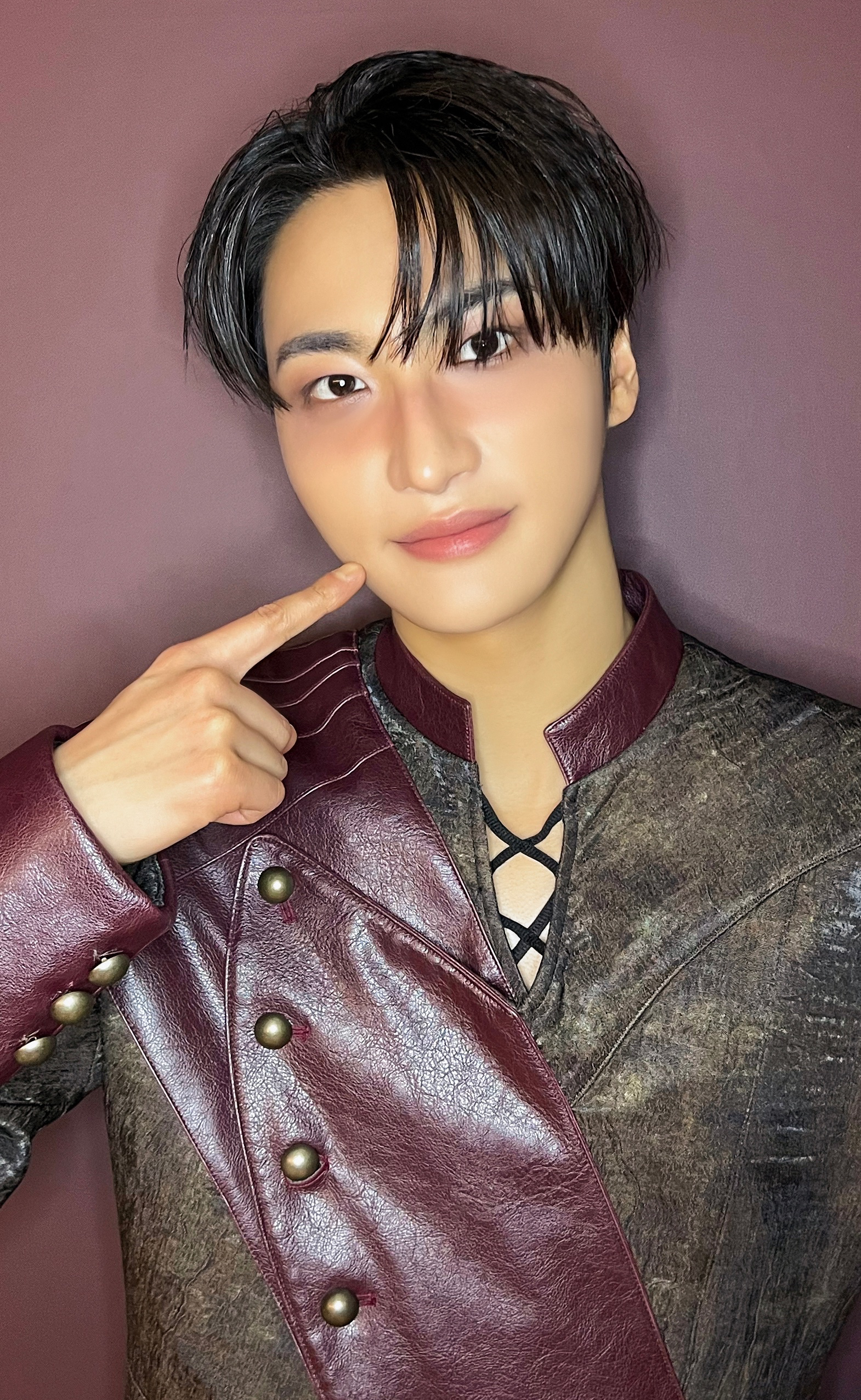 Behind-the-scenes cut of Seonghwa (ATEEZ)