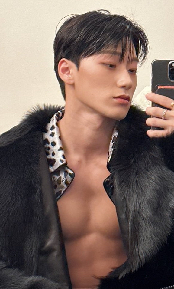 The most beloved wallpaper among San (ATEEZ)'s fans