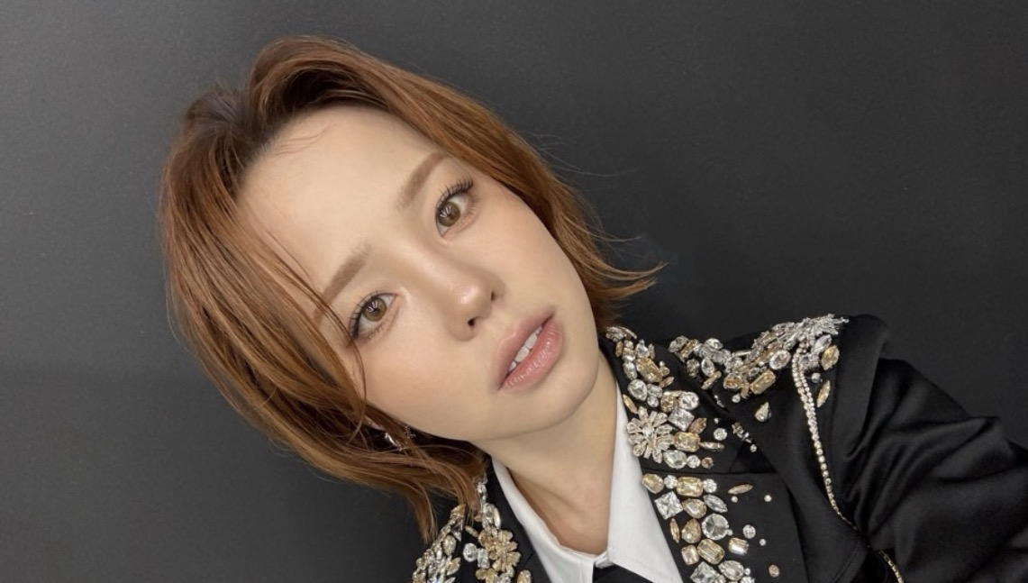 マコ (NiziU)の舞台裏ショット