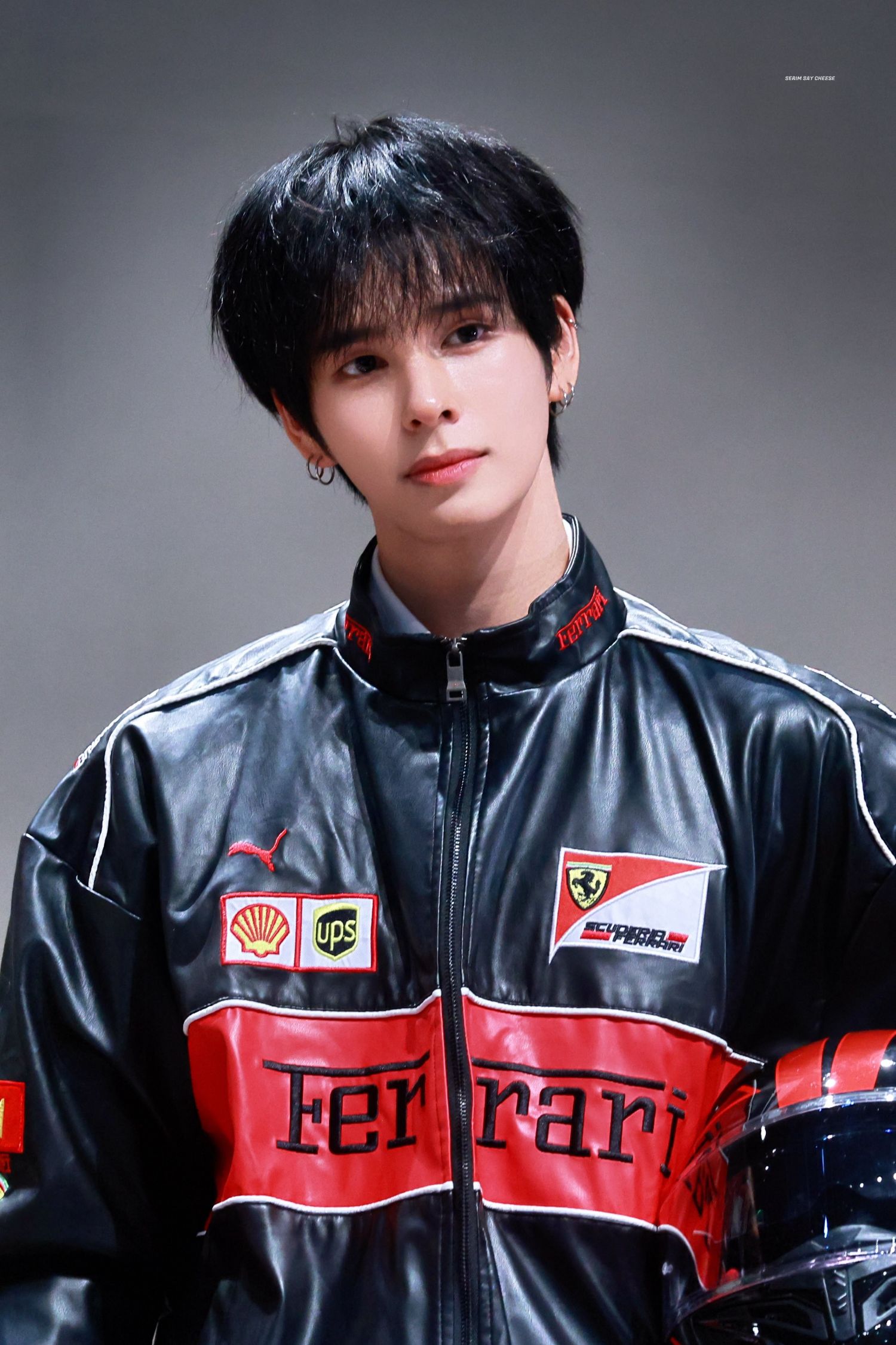 Recent activity shot of Serim (CRAVITY)