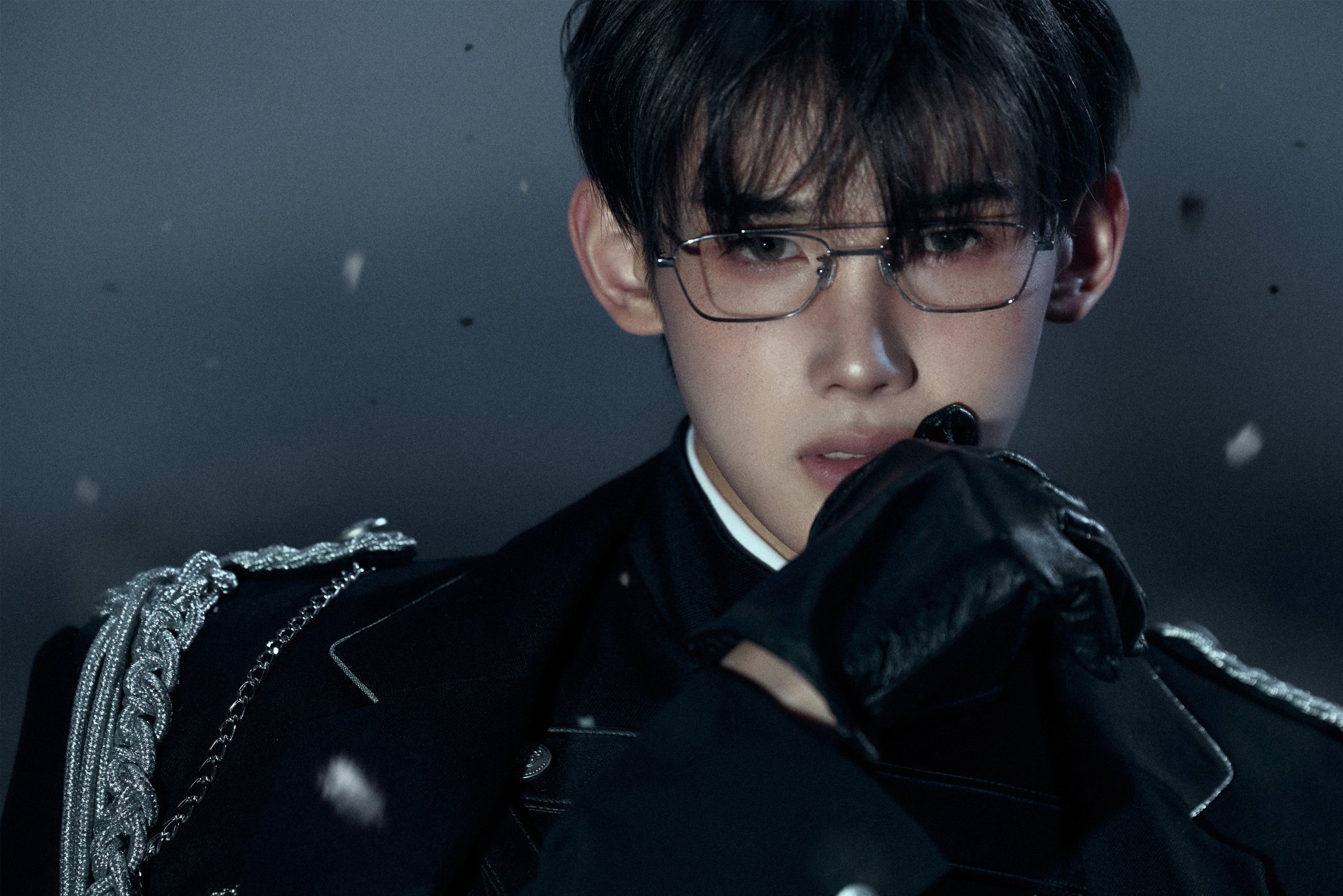 Behind-the-scenes cut of Jo (&TEAM)