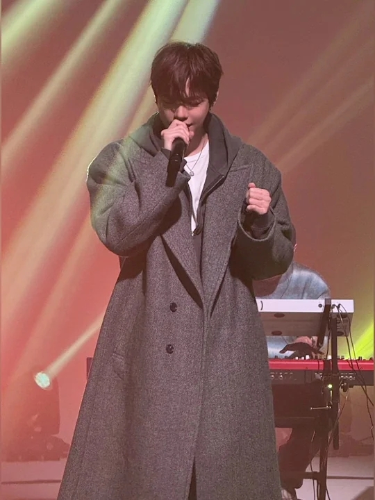 강다니엘의 최신 사진