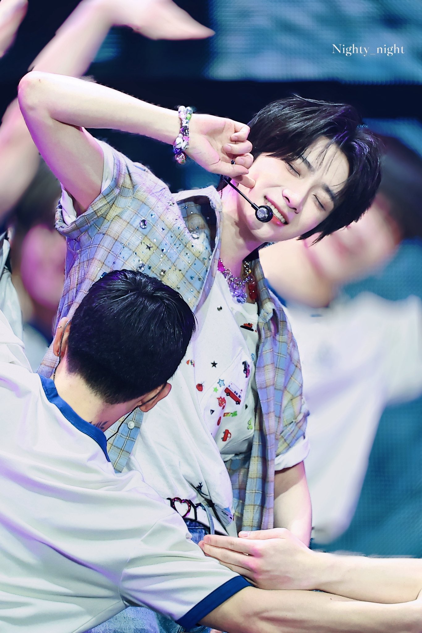 杋圭 (TOMORROW X TOGETHER)的最新活动照片