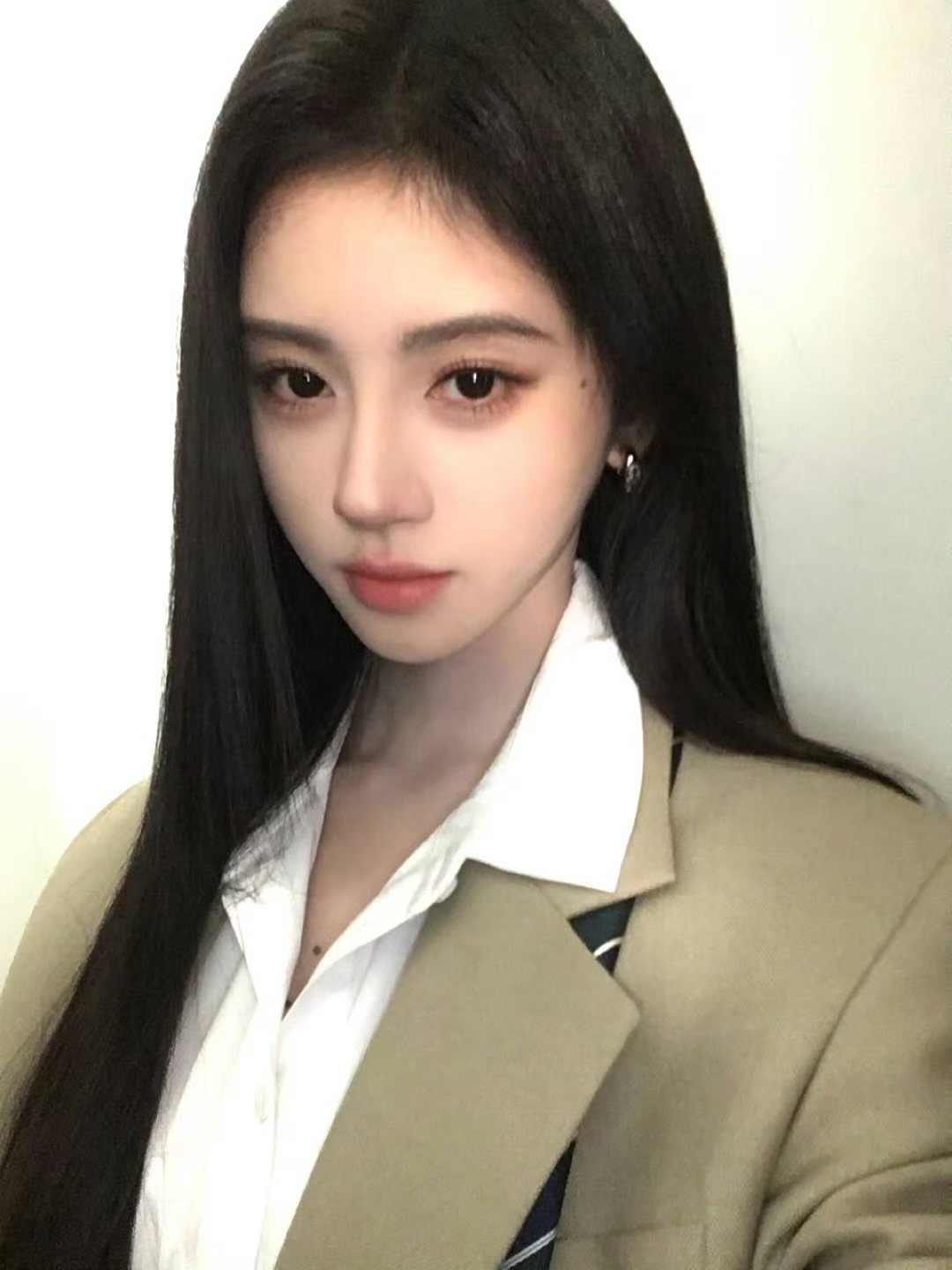 A moment captured by Ju Jingyi's fan