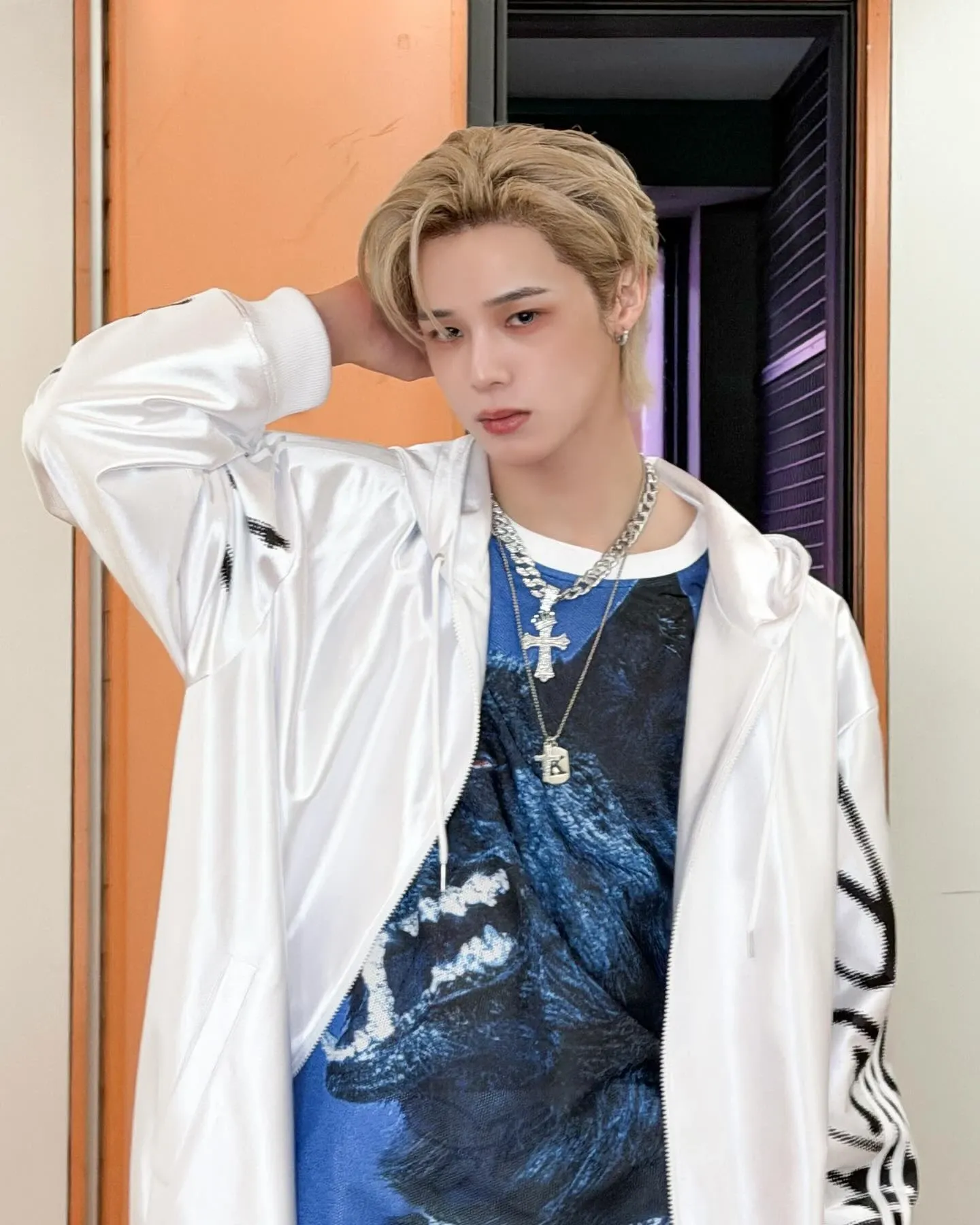 Latest photo of K (&TEAM)