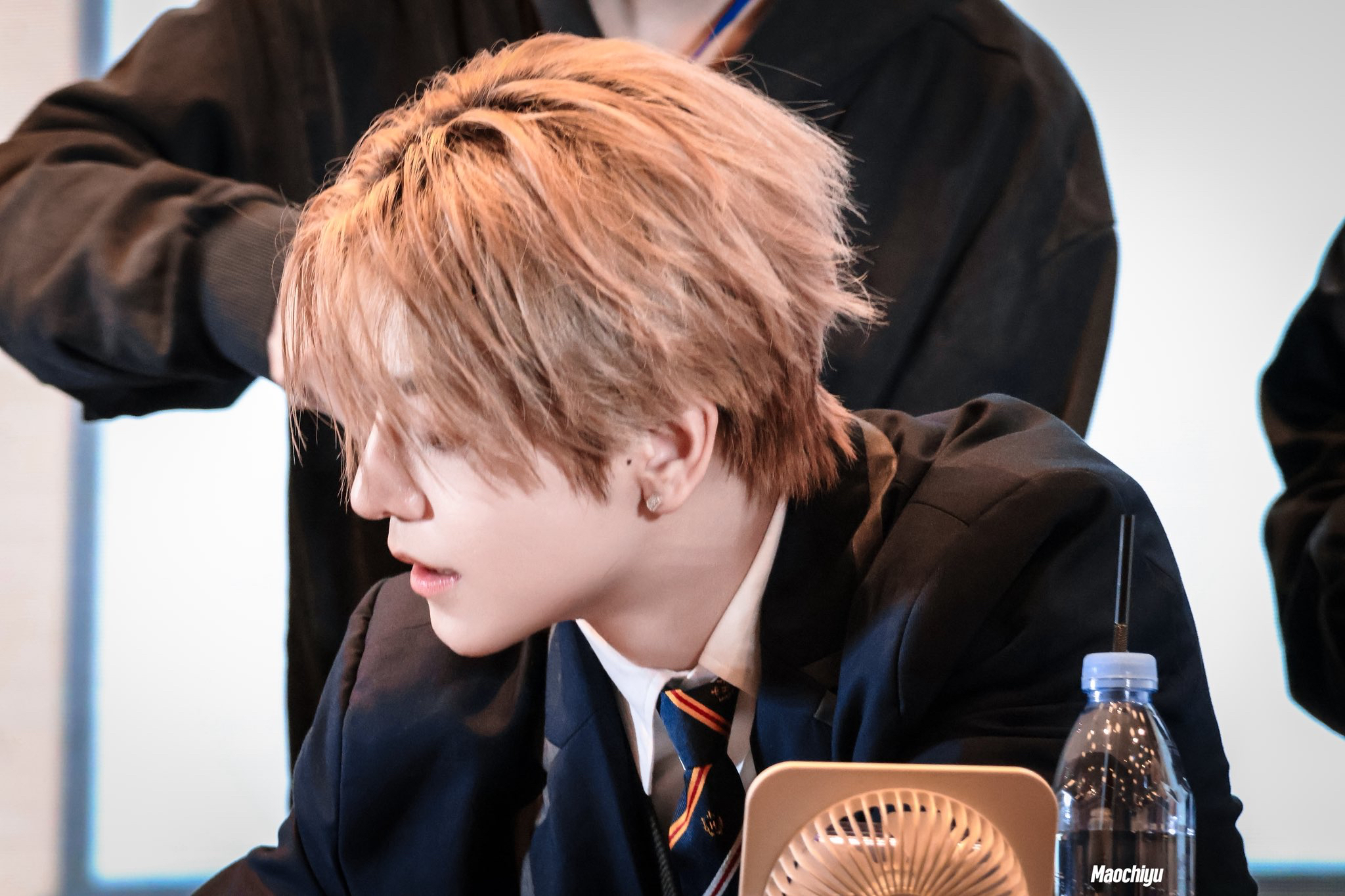 Behind-the-scenes cut of He Xinlong (ALPHA DRIVE ONE)