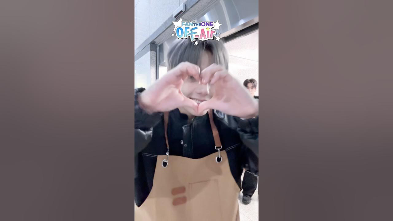 A moment captured by Leejeong (WHIB)'s fan