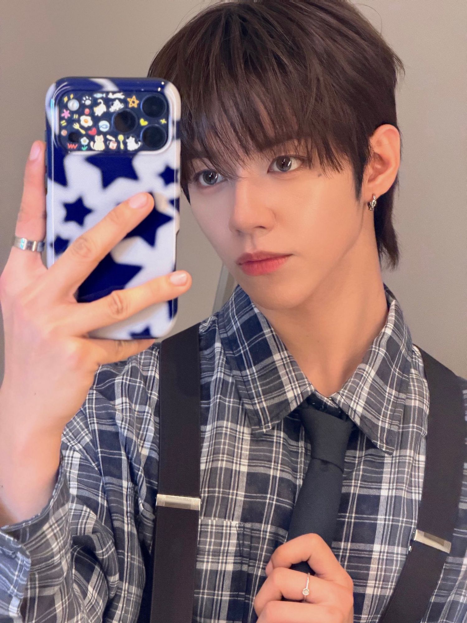 ジェイエル (AHOF)の舞台裏ショット