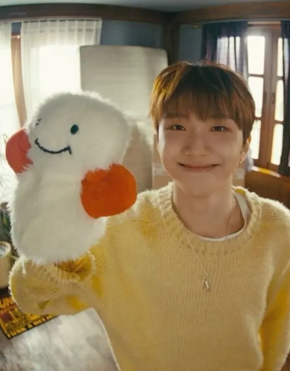 A moment captured by Woonhak (BOYNEXTDOOR)'s fan