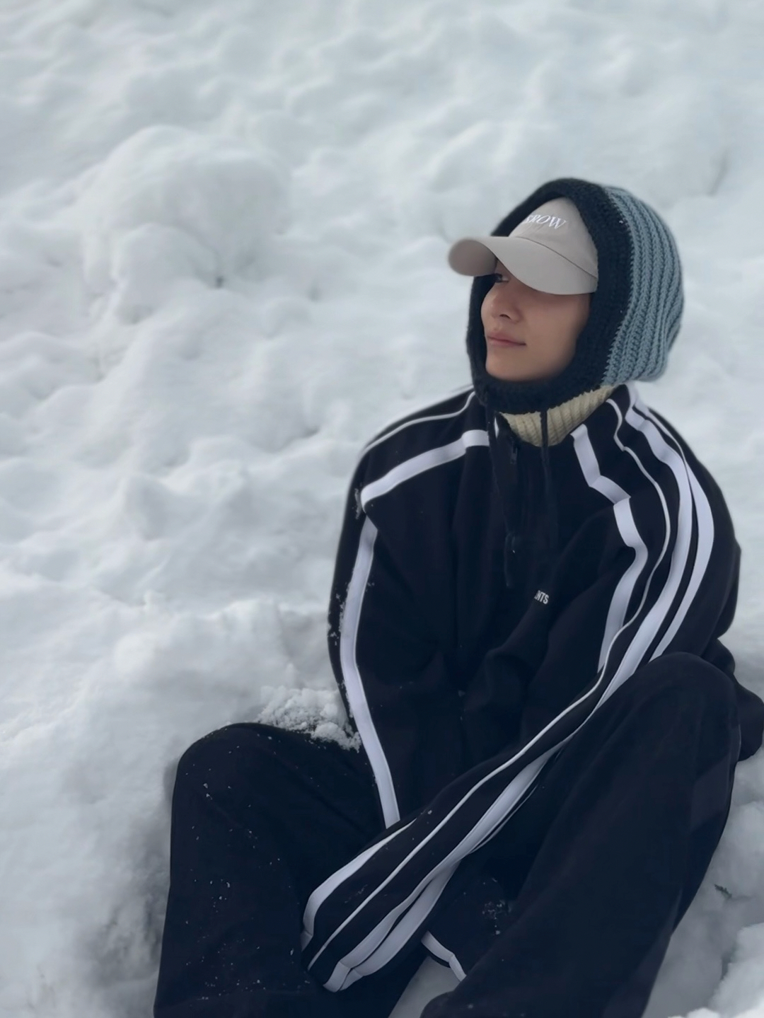 Recent activity shot of Jeonghan (SEVENTEEN)