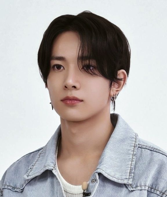 희승 (ENHYPEN)의 최신 사진