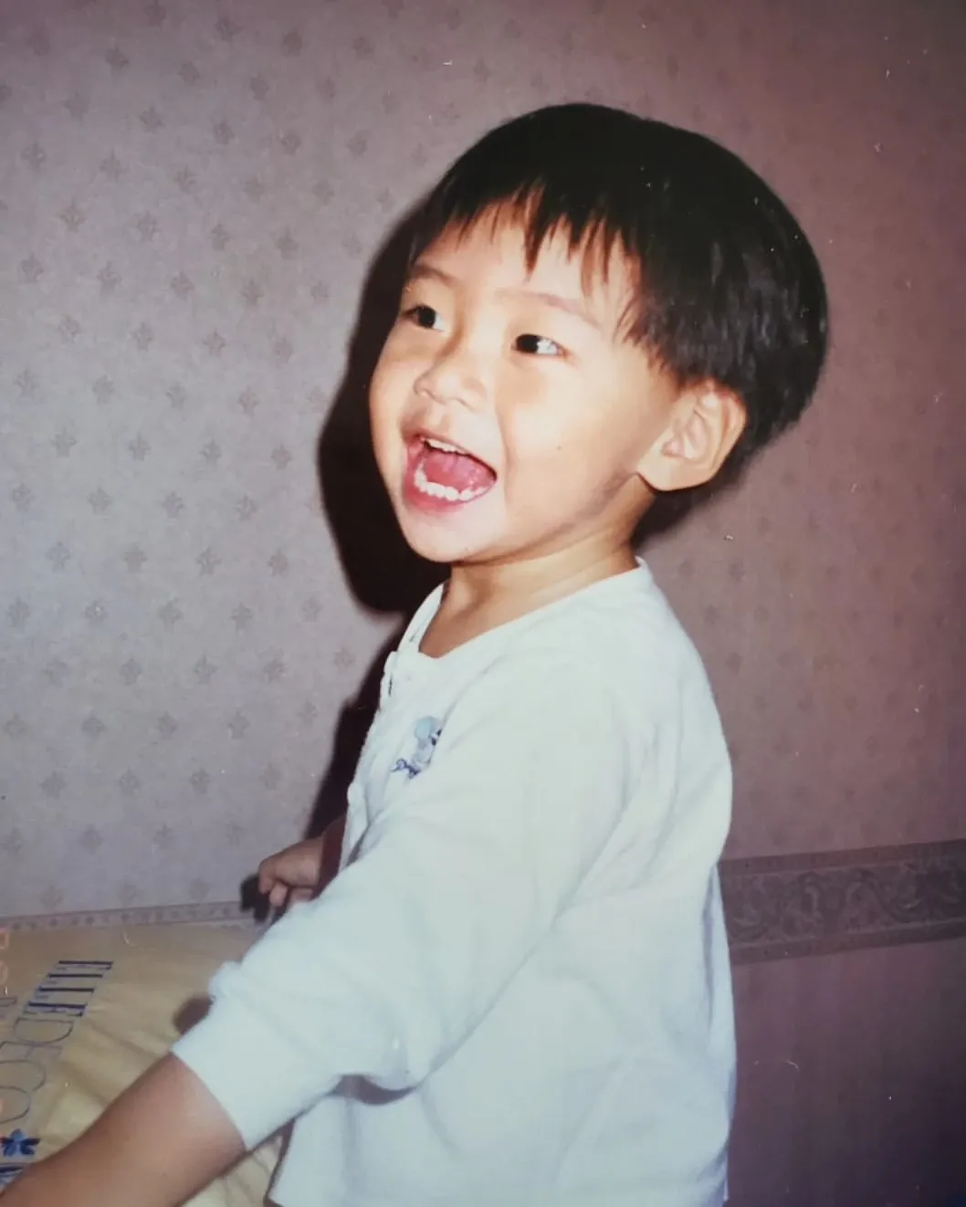 A moment captured by Lee Jinhyuk's fan