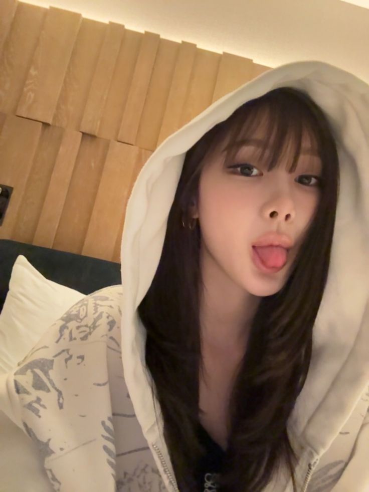 Behind-the-scenes cut of Giselle (aespa)