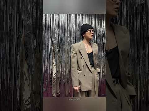 Foto aktivitas terbaru G-DRAGON (BIGBANG)