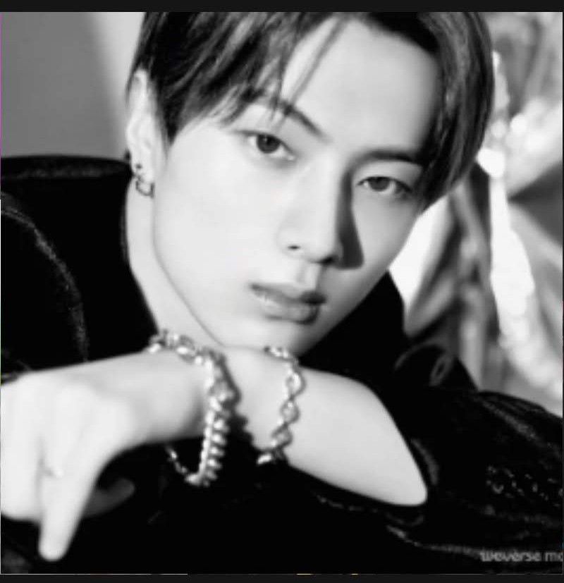 Behind-the-scenes cut of Jay (ENHYPEN)