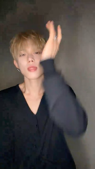 Foto aktivitas terbaru Yeonjun (TOMORROW X TOGETHER)