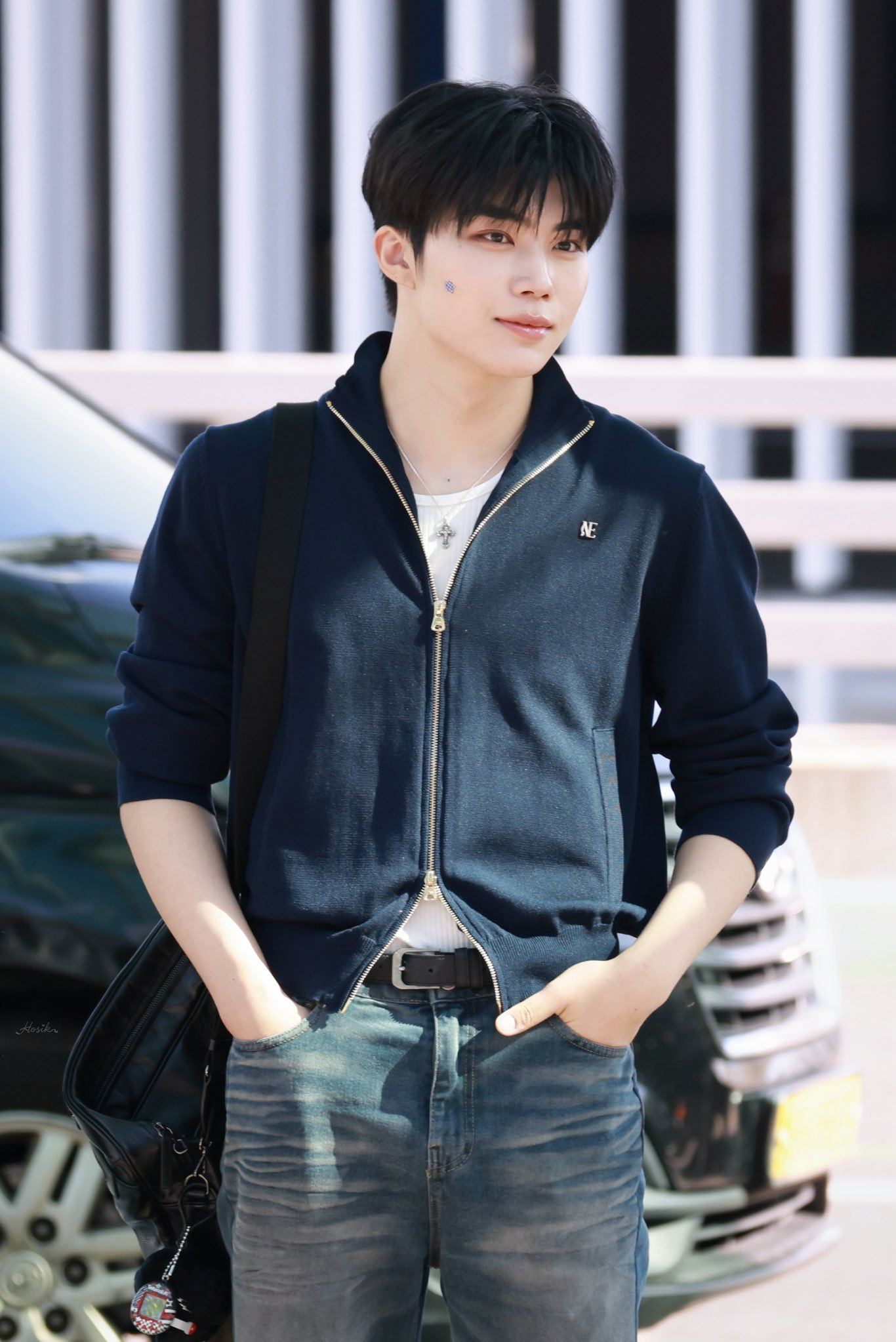 Foto aktivitas terbaru Park Gunwook (ZEROBASEONE)