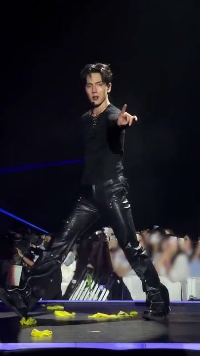 A heartfelt wallpaper shared by Shownu (MONSTA X)'s fans