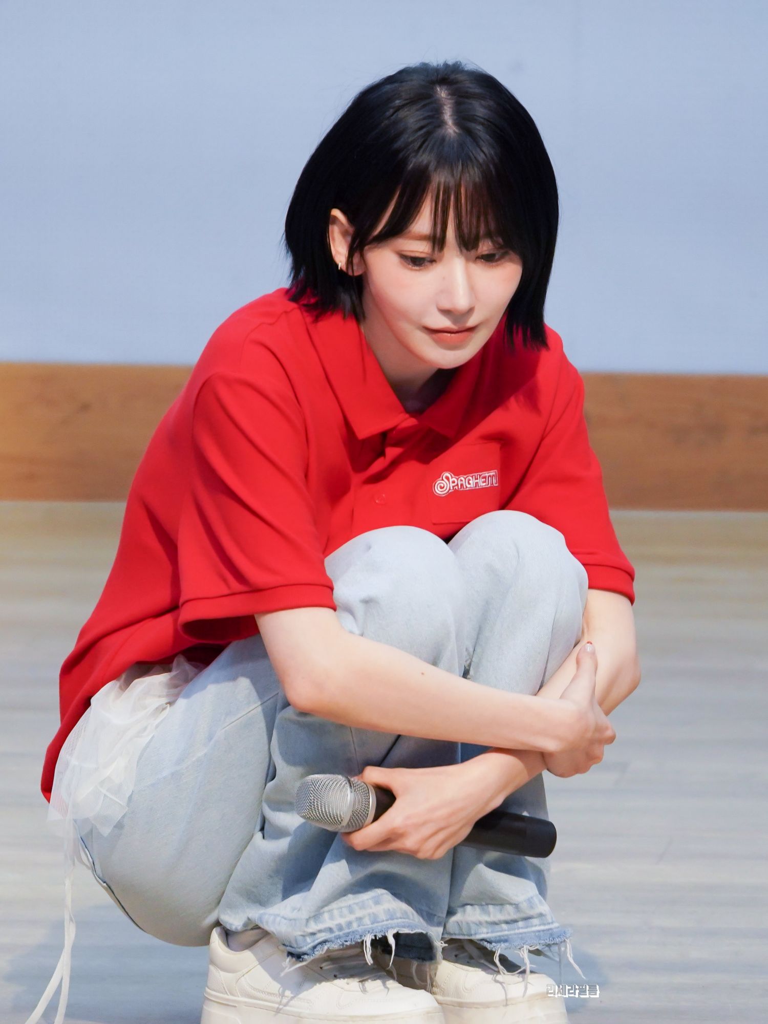 A moment captured by Sakura (LE SSERAFIM)'s fan