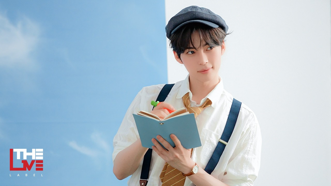 성한빈 (제로베이스원)의 최신 사진