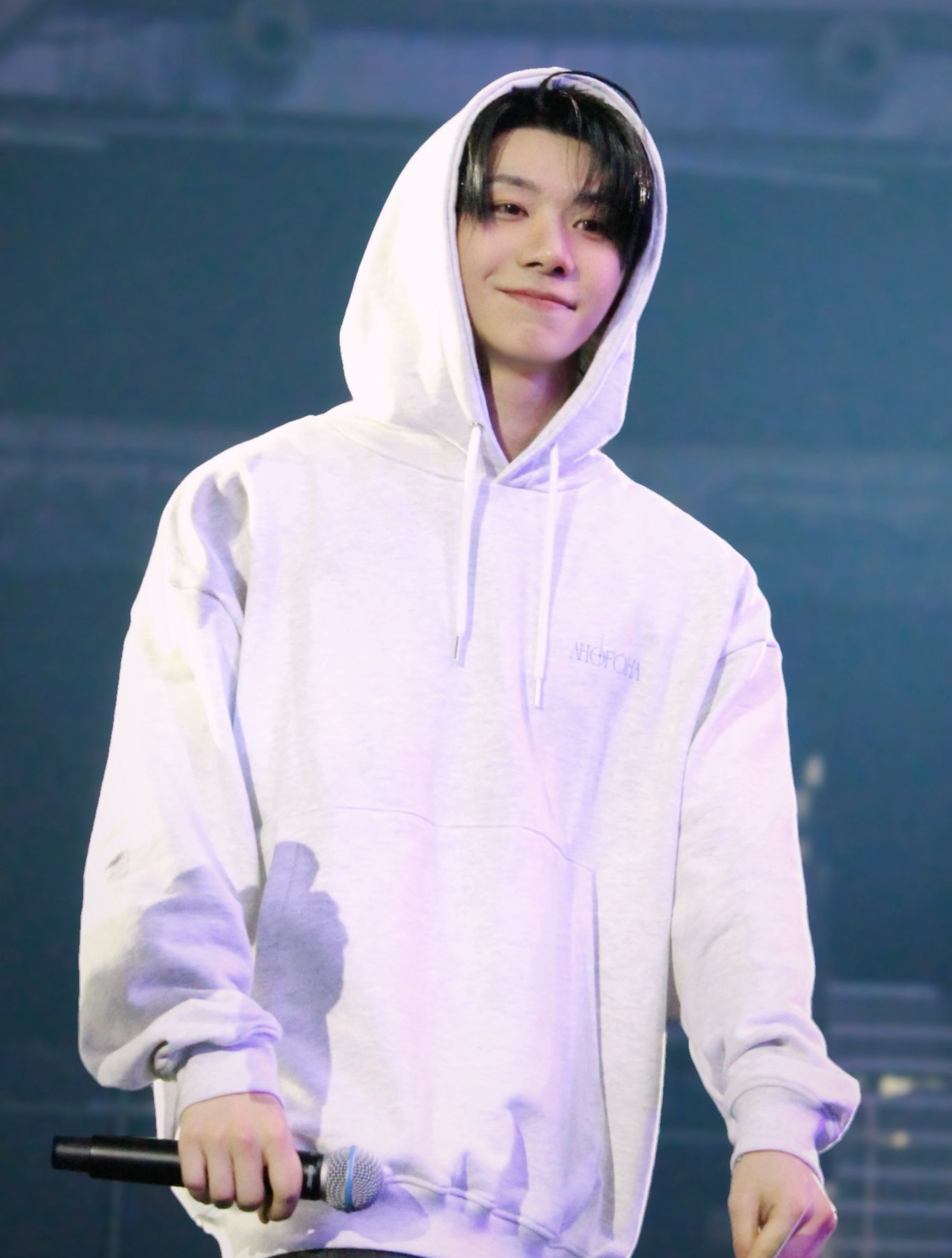 Behind-the-scenes cut of Park Han (AHOF)