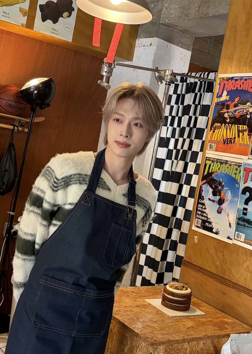 A moment captured by Xdinary Heroes's fan