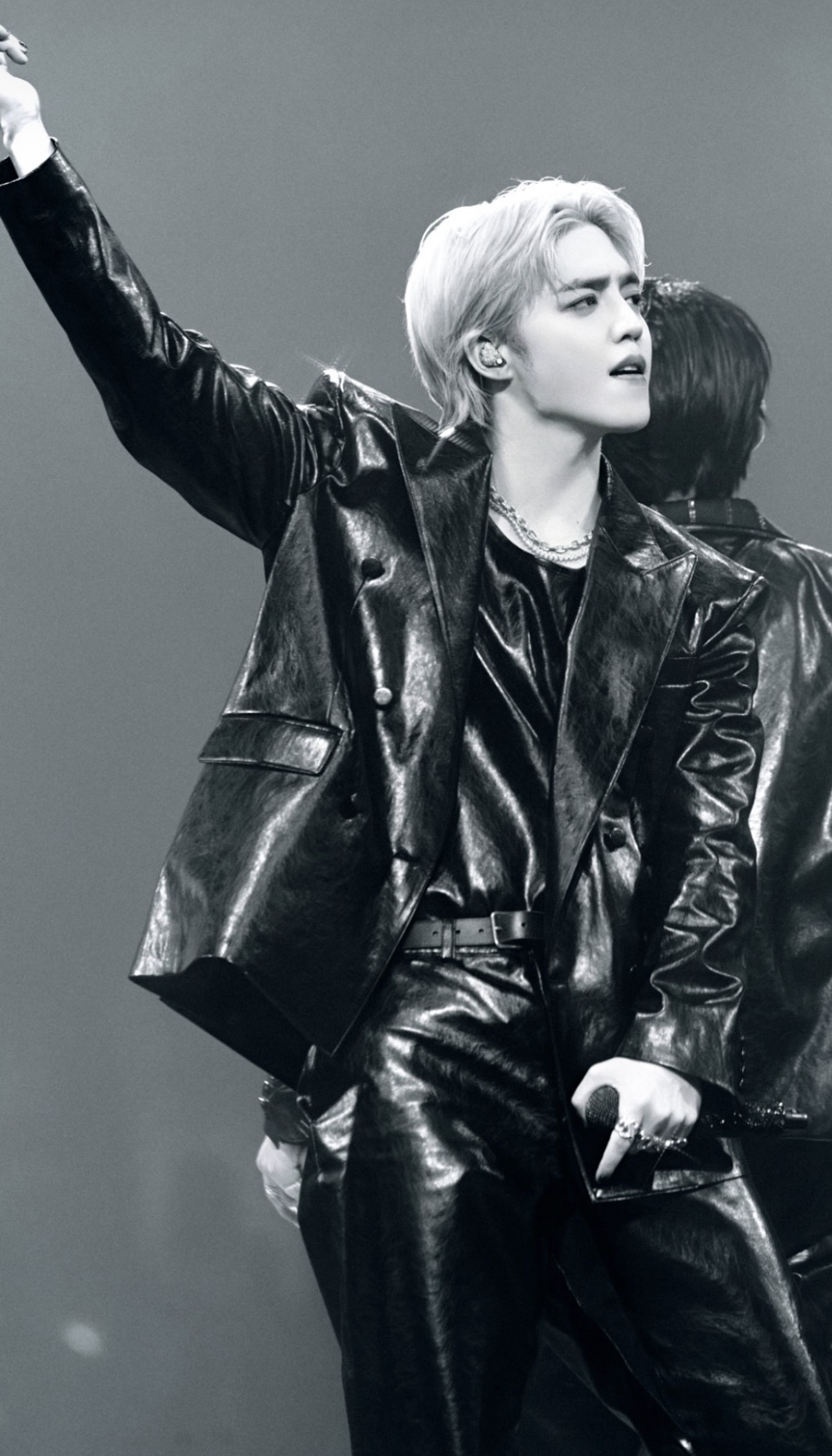 Today's most popular wallpaper in the S.Coups (SEVENTEEN) community