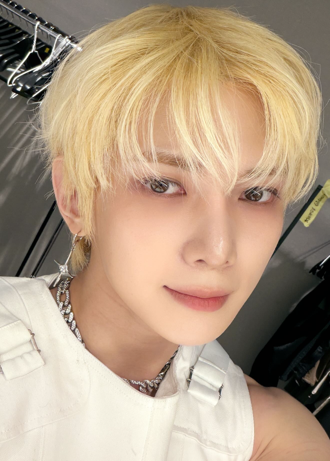 Recent activity shot of Yeosang (ATEEZ)