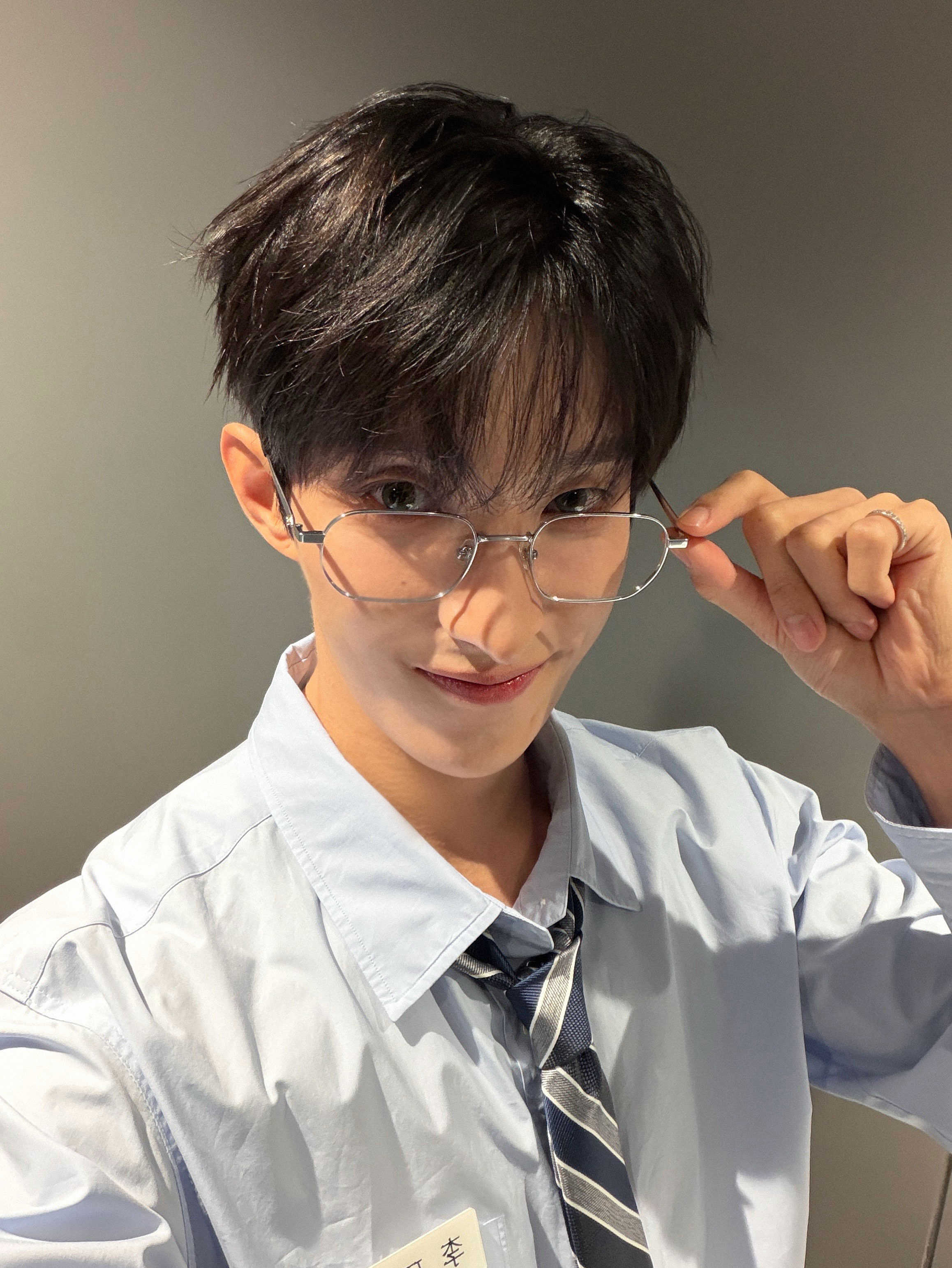 Behind-the-scenes cut of DK (SEVENTEEN)