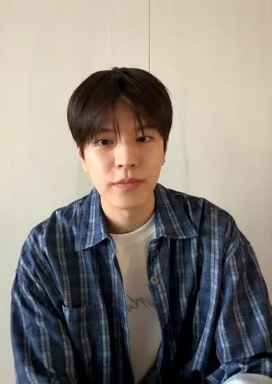 Behind-the-scenes cut of Seungmin (Stray Kids)