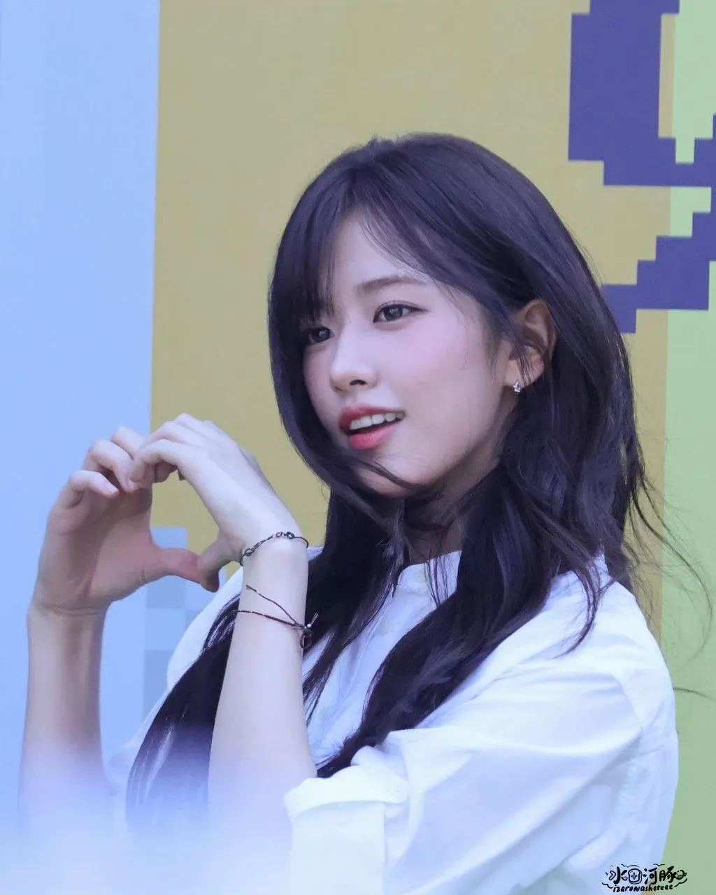 안유진 (IVE) 최근 활동샷