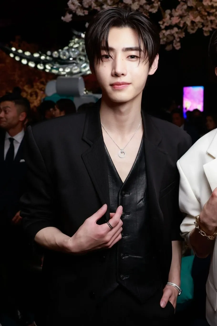 成训 (ENHYPEN)的最新照片