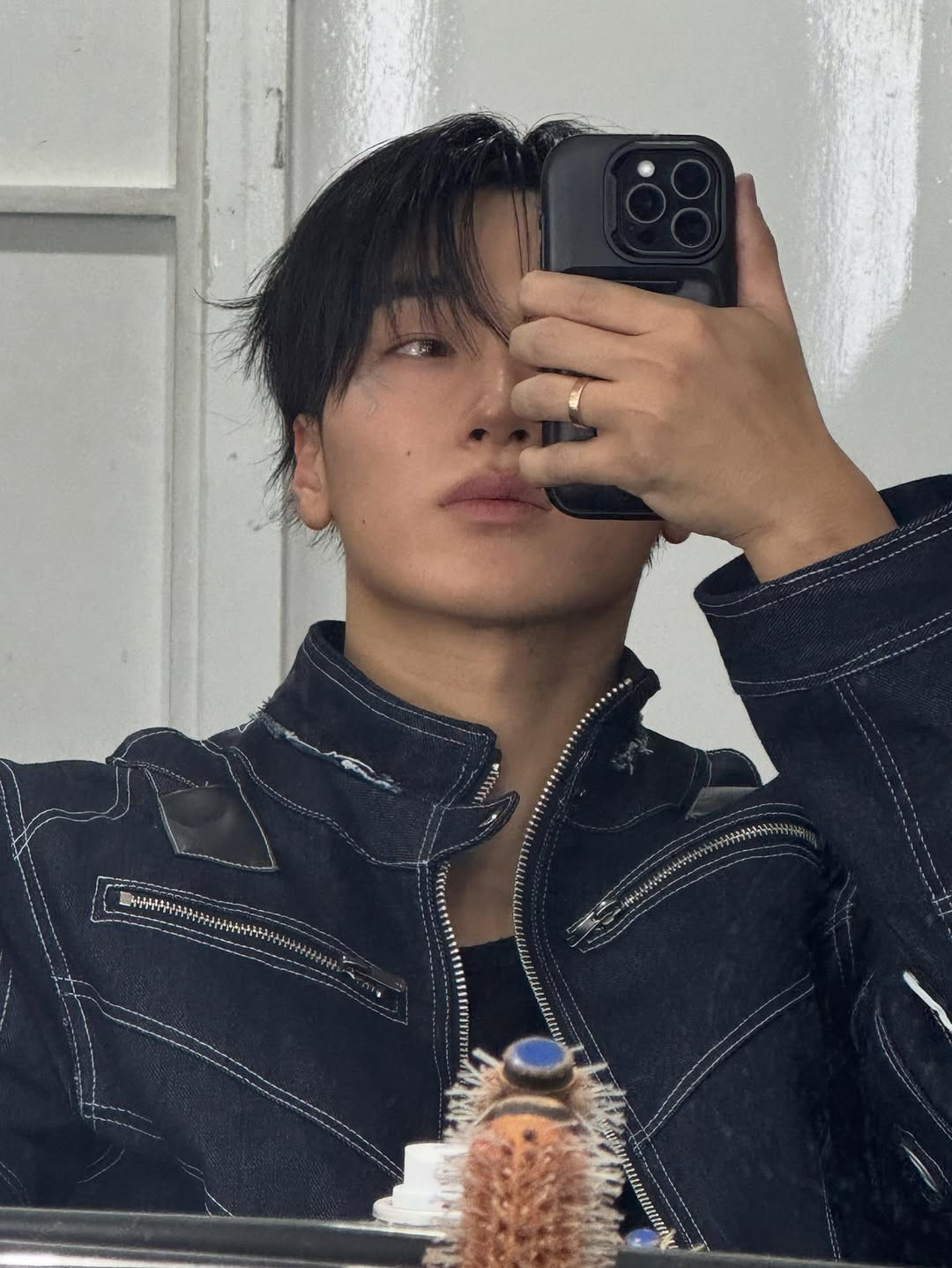 산 (에이티즈)의 비하인드 컷